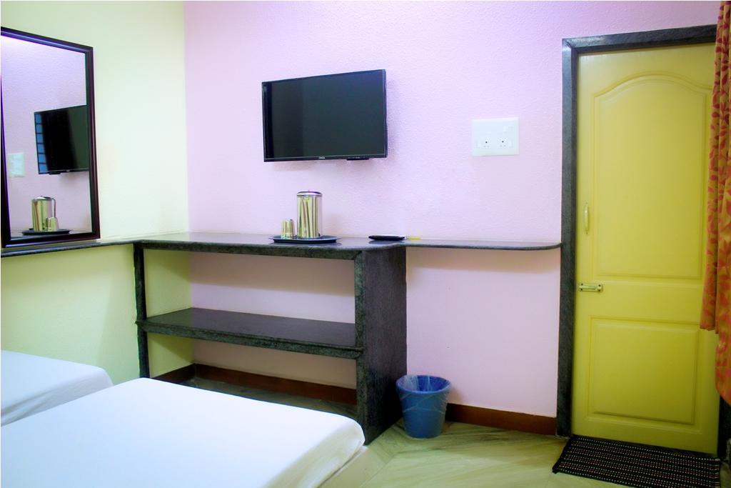 Pms Guest House Ποντισερί Εξωτερικό φωτογραφία